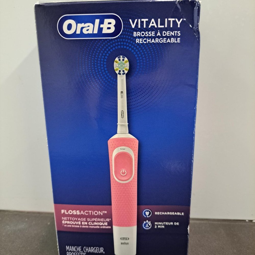 New - Oral B FLOSSACTION Rechargable Tooth Brush
